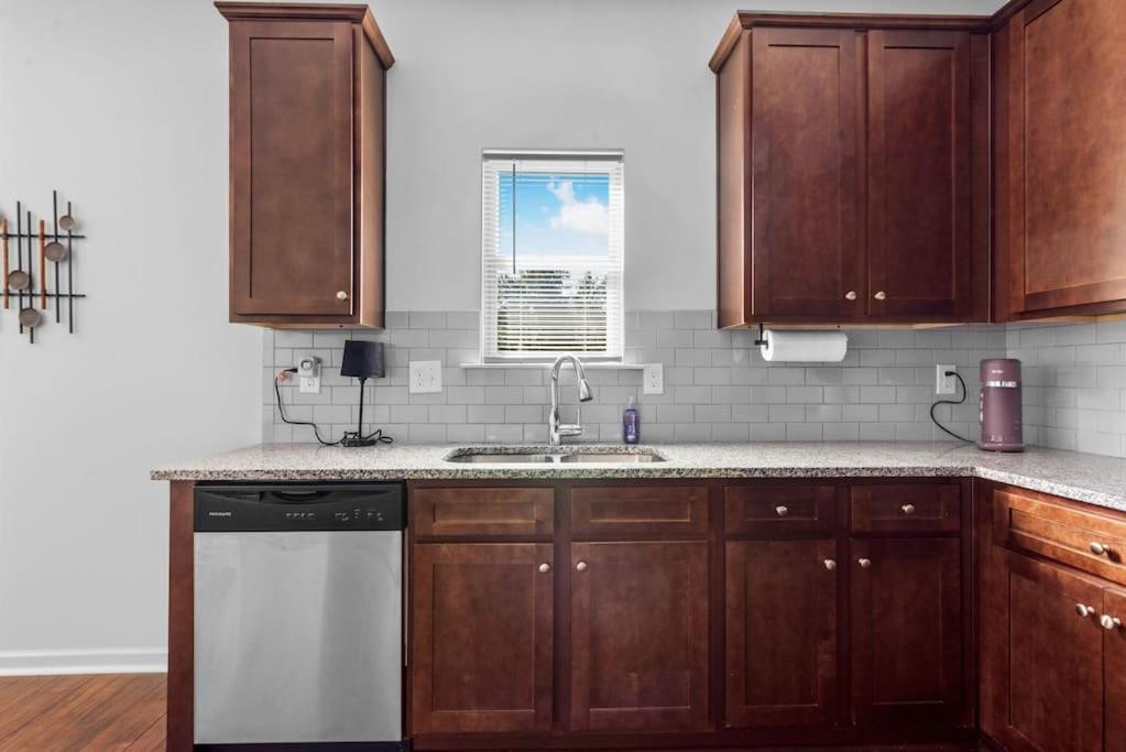 Quiet Oasis Villa Лорънсвил Екстериор снимка